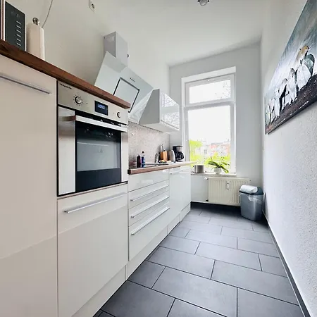 Apartment Attraktive Im Schoenen Hinterhof