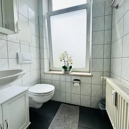 Attraktive Im Schoenen Hinterhof * Schwerin (Mecklenburg-Vorpommern)